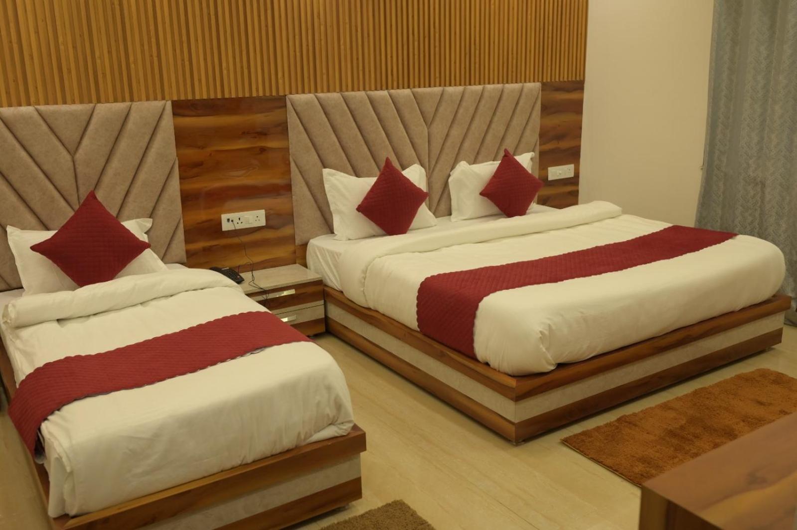 Hotel Udit Inn Rudraprayāg Extérieur photo