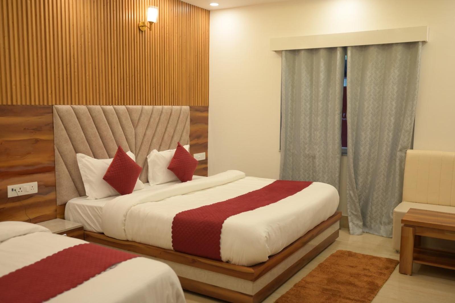 Hotel Udit Inn Rudraprayāg Extérieur photo