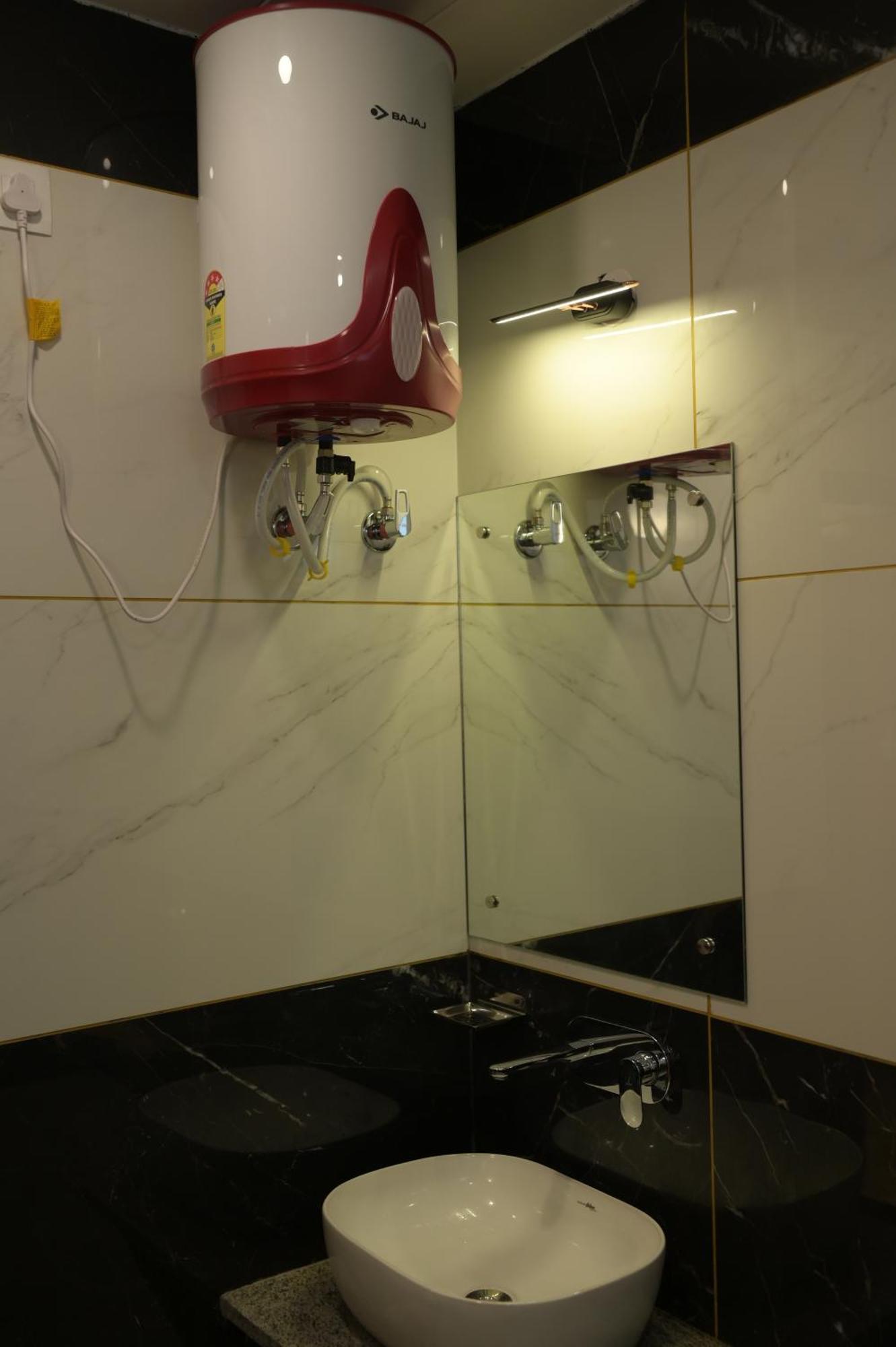 Hotel Udit Inn Rudraprayāg Extérieur photo